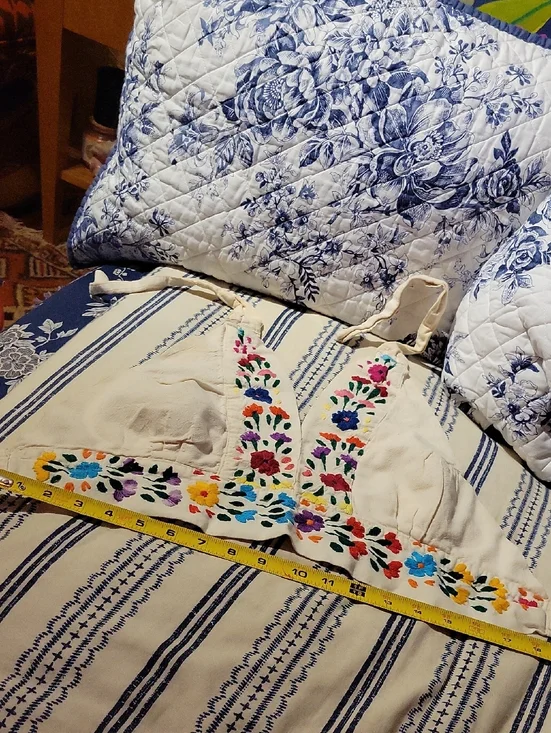 Boho Floral Embroidered Halter Bra Top With Darts, Adjustable Tie Neck And Back - Picture 5 of 6